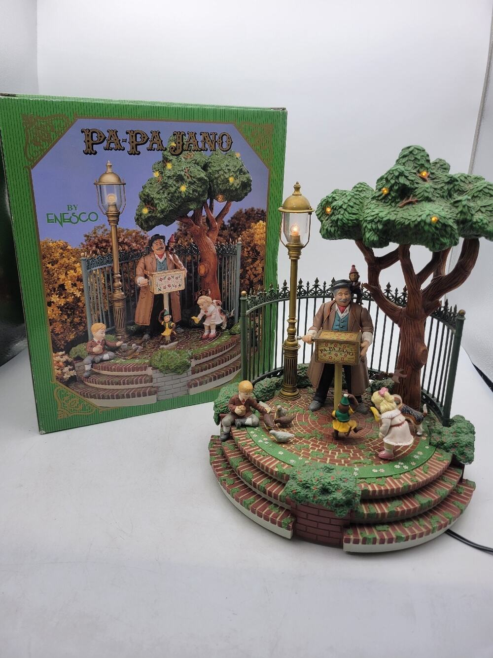1989 Enesco Pa-pa Jano Deluxe Illuminated Action Musical Display Working VIDEO!!